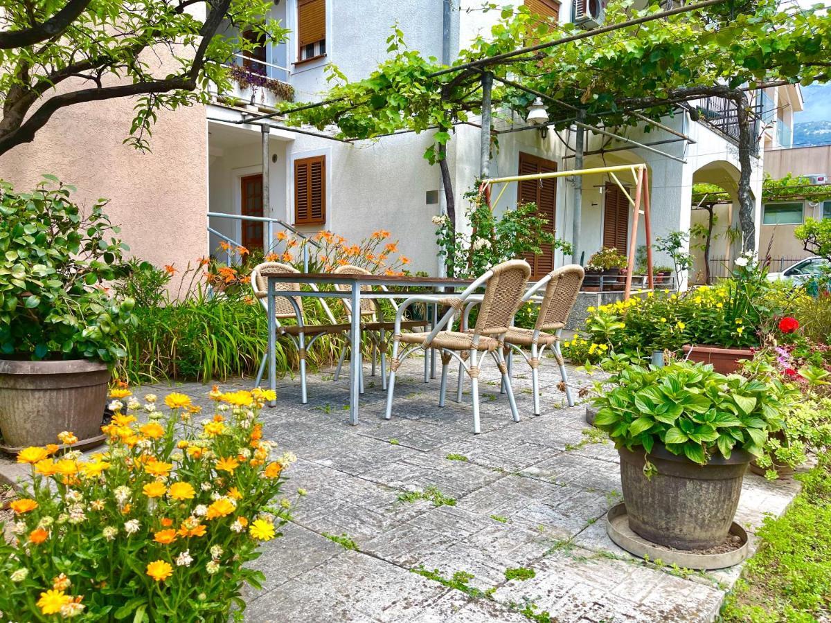 Garden House Budva Exterior photo